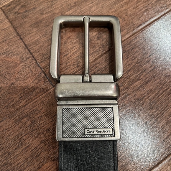 Calvin Klein Jeans Reversible Leather Belt – Black/Brown – Size 34 - Picture 3 of 12